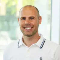 Prof. Dr. Lukas Schwingshackl