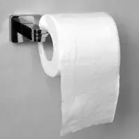 Toilettenpapierrolle auf einer Halterung